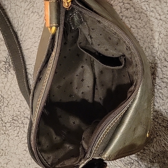 Fossil Keyhole Crossbody Purse - Picture 7 of 11